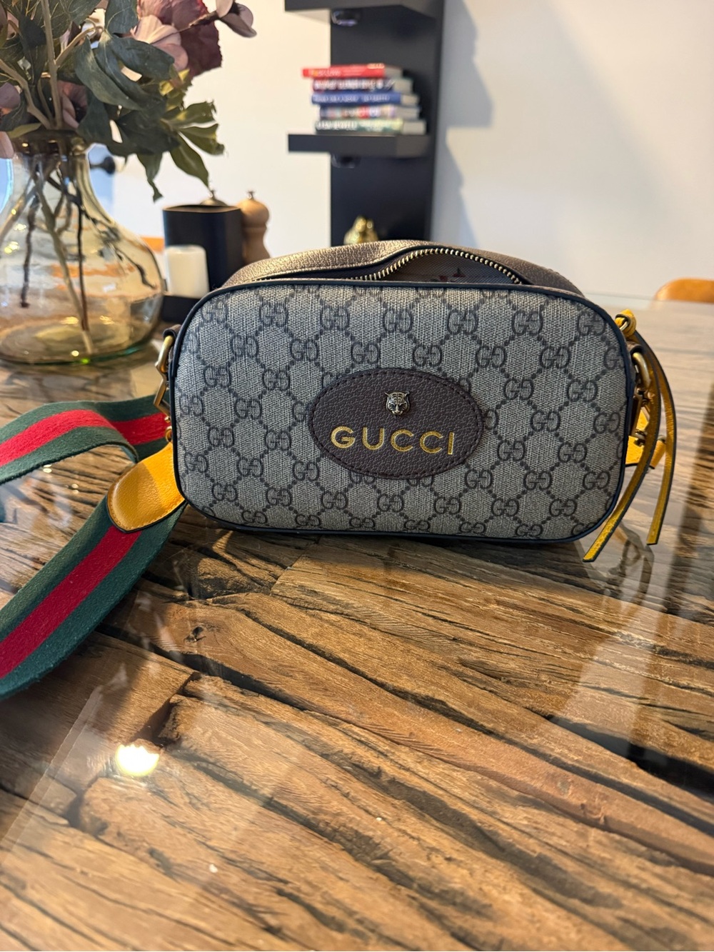 Crossbody bag perfect for any occasion!